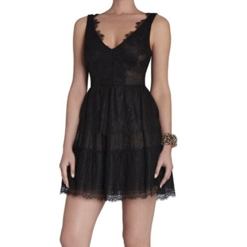 BCBG Maxazria Women's ElegantWilla Black Lace Dress V Neck